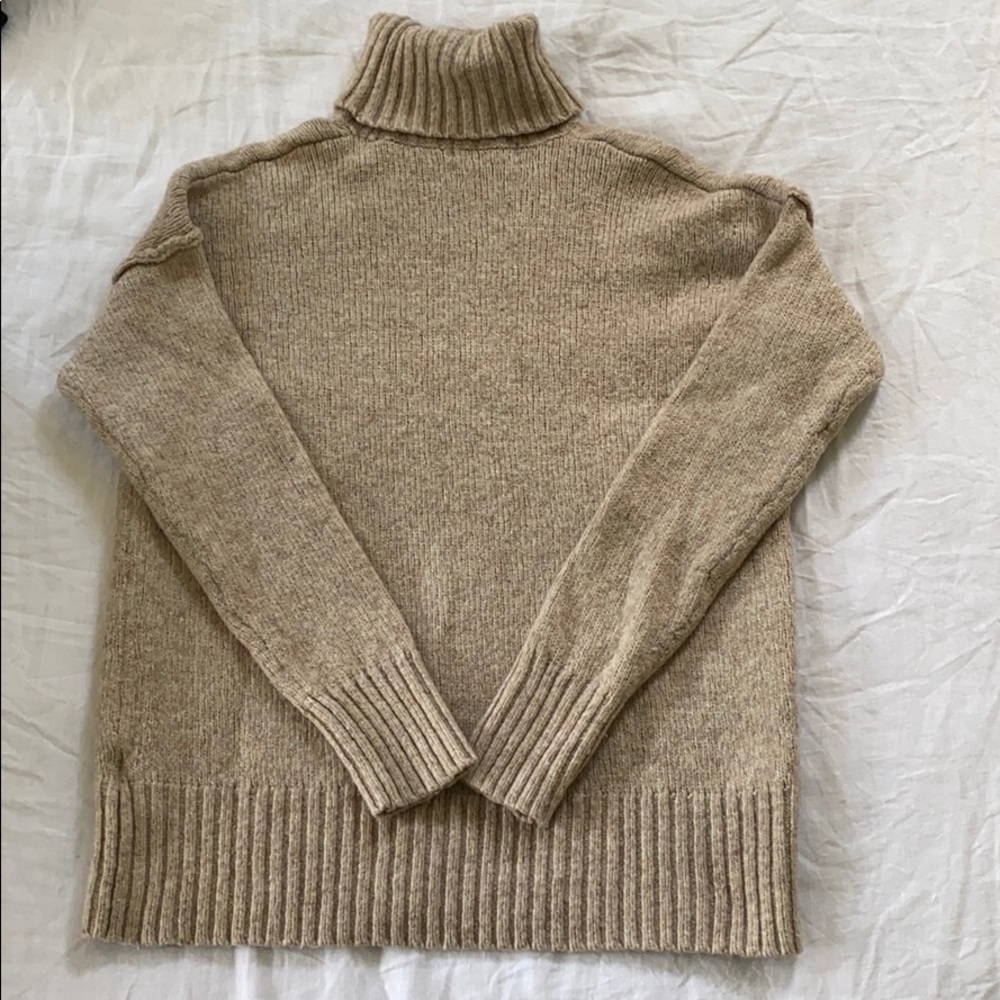 H&M small Sweater